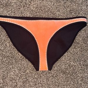 Triangl full coverage